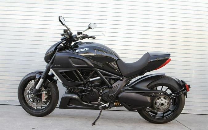2011 Ducati Diavel Base