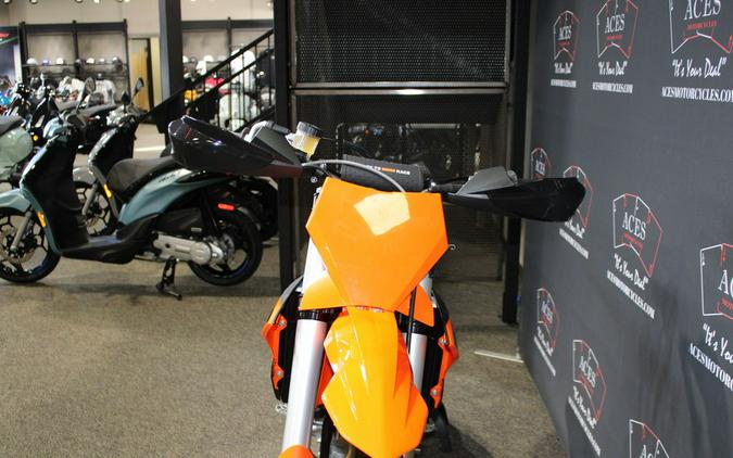 2026 KTM SMR 450