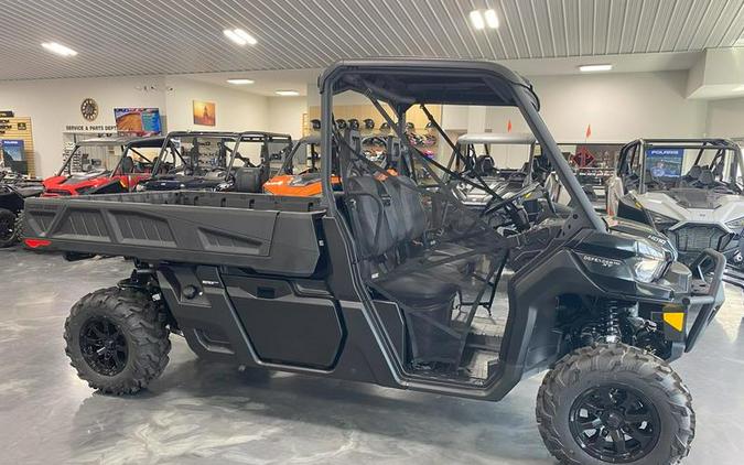 2023 Can-Am® Defender PRO XT HD10