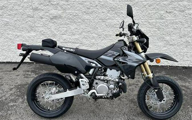 2024 Suzuki DR-Z400SM