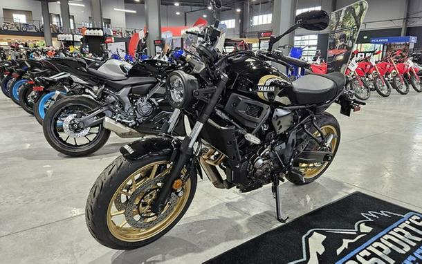 2025 Yamaha XSR 700