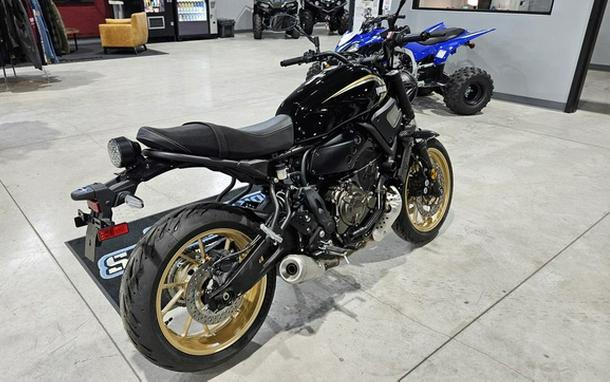 2025 Yamaha XSR 700