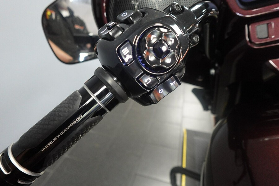 2024 Harley-Davidson CVO Street Glide