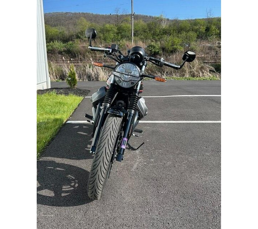 2024 Moto Guzzi V7 Stone Special Edition