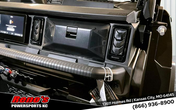 2026 Can-Am Defender MAX Lone Star Cab HD11