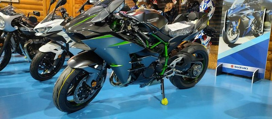 2023 Kawasaki Ninja H2® Carbon