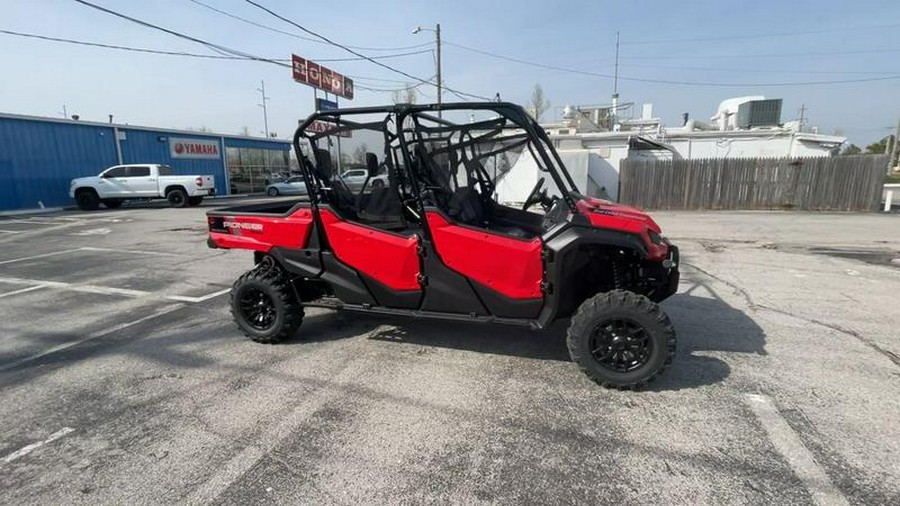 2023 Honda® Pioneer 1000-6 Deluxe Crew