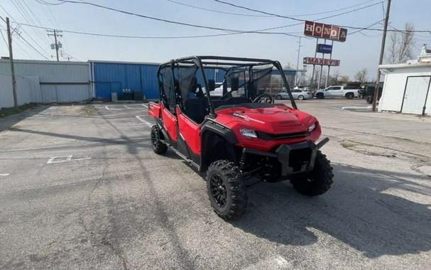 2023 Honda® Pioneer 1000-6 Deluxe Crew