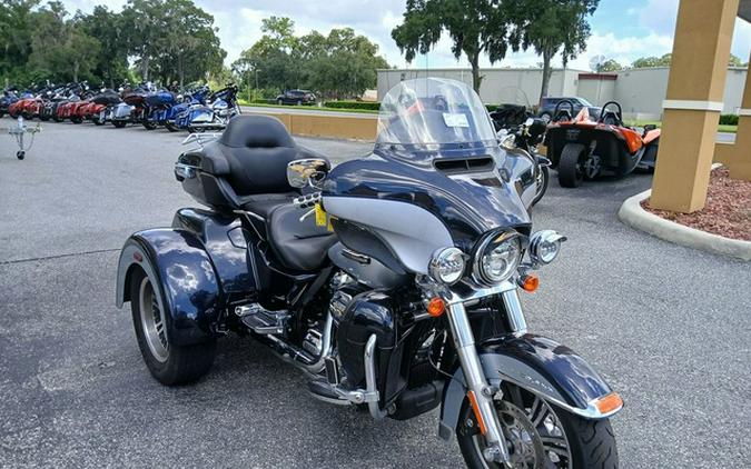 2019 Harley-Davidson Trike FLHTCUTG - Tri Glide Ultra