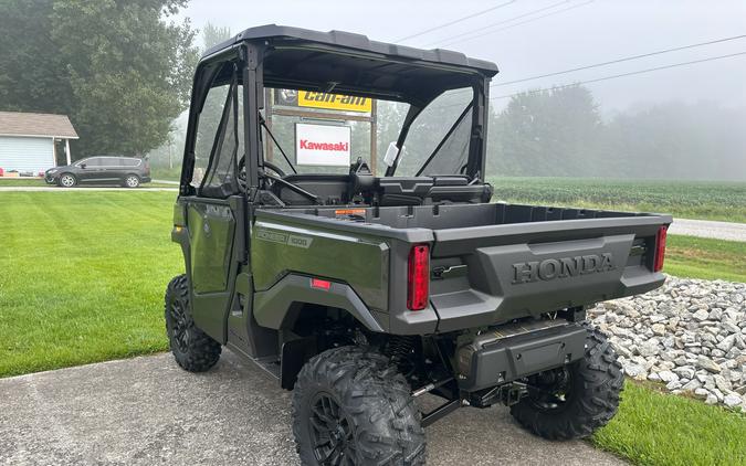 2026 Honda Pioneer 1000 Deluxe