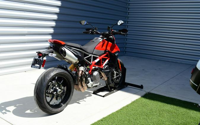 2023 Ducati Hypermotard 950