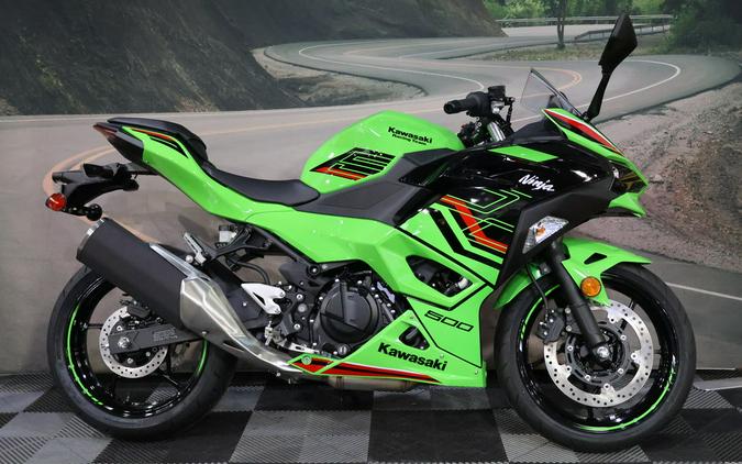 2024 Kawasaki Ninja 500 Review [14 Fast Facts]