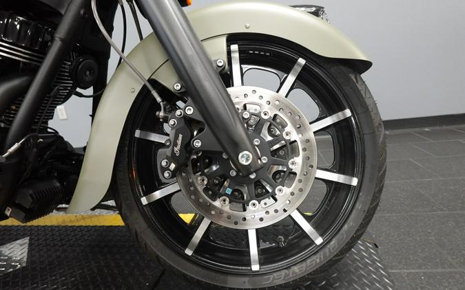 2025 Indian Motorcycle Springfield Dark Horse