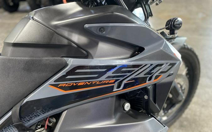 2021 KTM Adventure 890