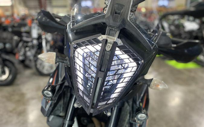 2021 KTM Adventure 890