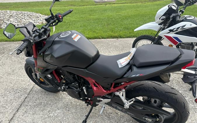 2026 Honda CB750 Hornet E-Clutch