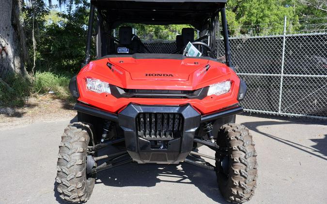 2023 Honda® Pioneer 1000-6 Deluxe Crew