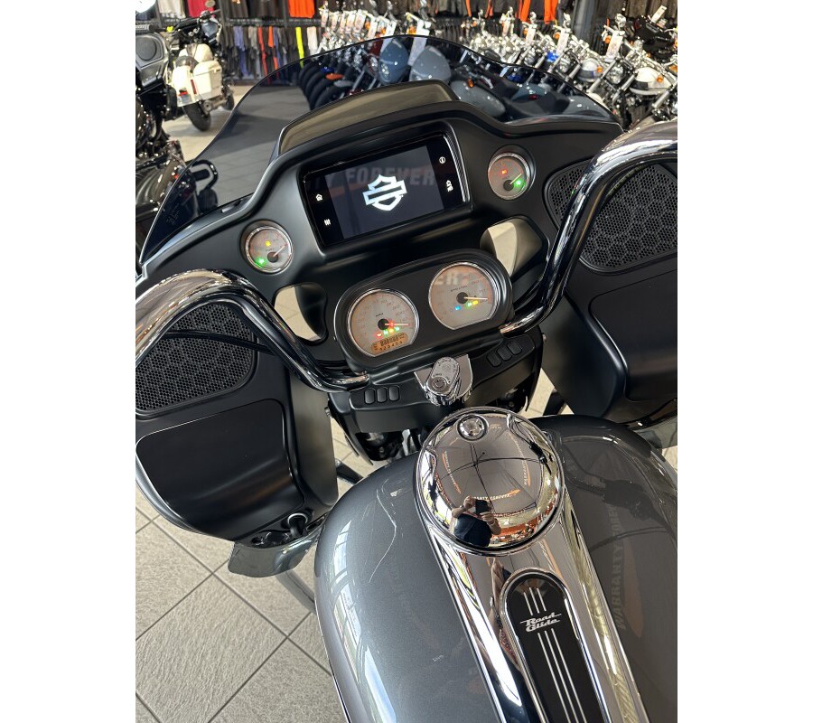 FLTRX 2021 Road Glide