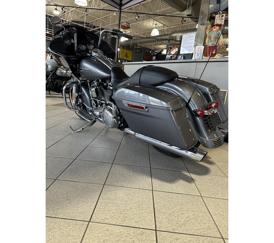 FLTRX 2021 Road Glide