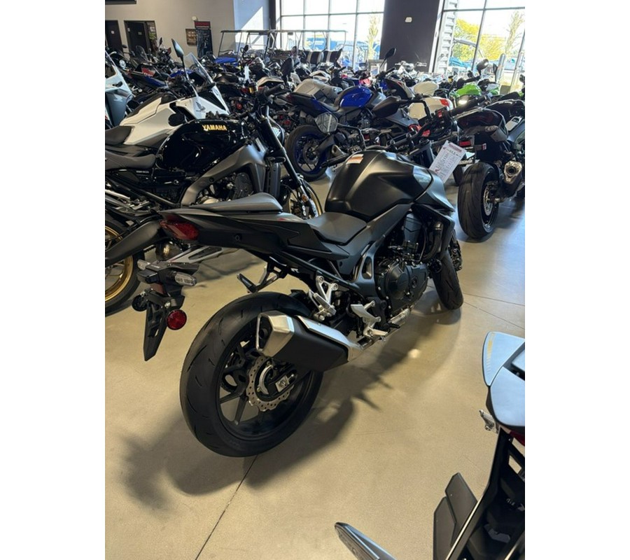 2025 Honda CB750 Hornet Base