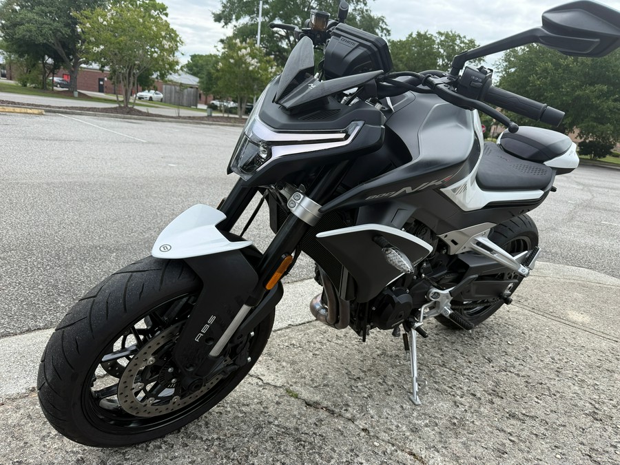 2025 CFMOTO 800NK