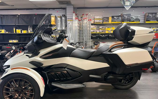 2024 Can-Am Spyder RT Sea-to-Sky