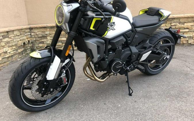 2023 CFMoto 700CL-X SPORT