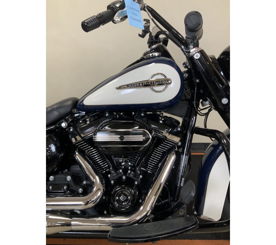 2019 Harley-Davidson Heritage Classic 107 Billiard Blue/Billiard White