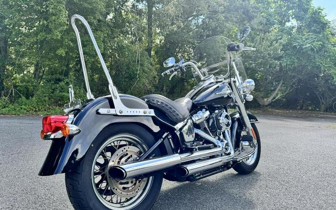 2020 Harley-Davidson® FLHC - Softail® Heritage Classic