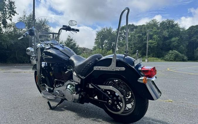 2020 Harley-Davidson® FLHC - Softail® Heritage Classic