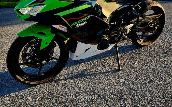 2019 Kawasaki Ninja EX400