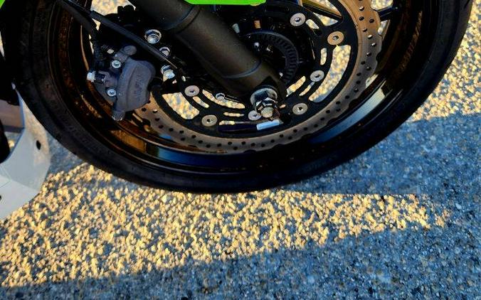 2019 Kawasaki Ninja EX400