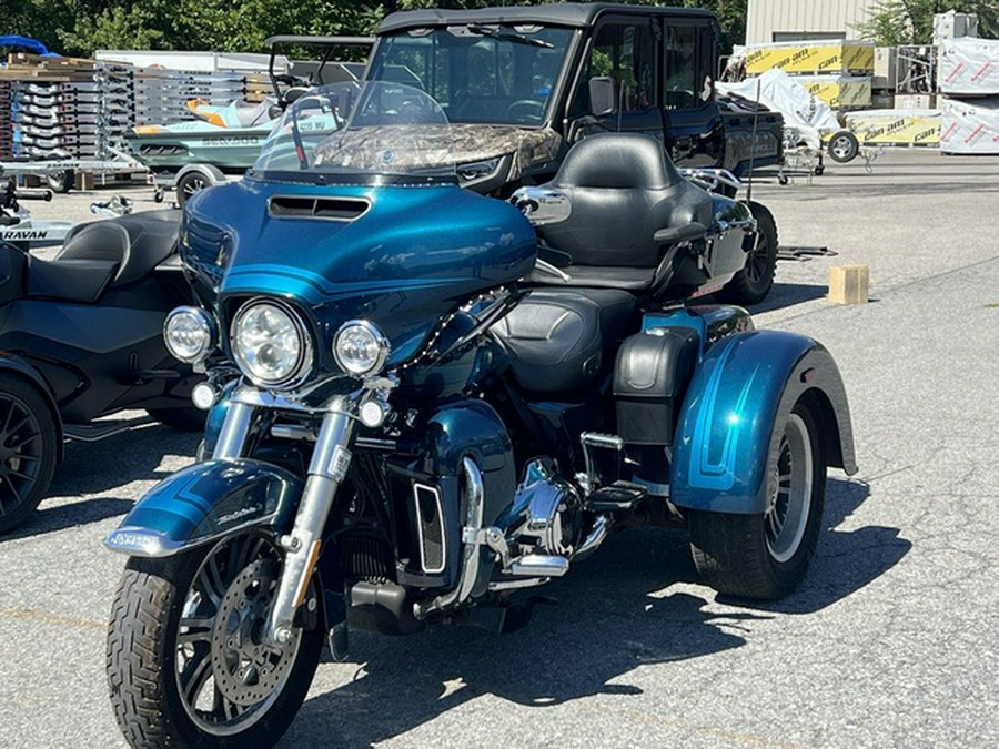 2020 Harley-Davidson Trike FLHTCUTG - Tri Glide Ultra