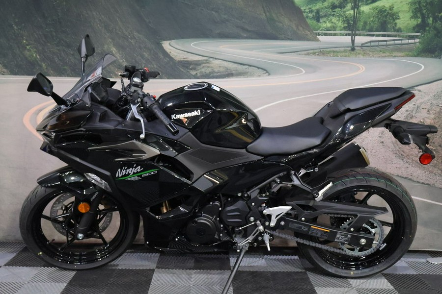 2024 Kawasaki NINJA® 500