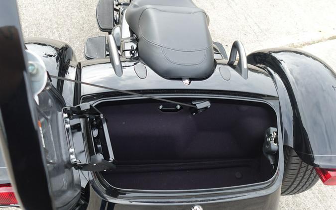 2023 Harley-Davidson Freewheeler