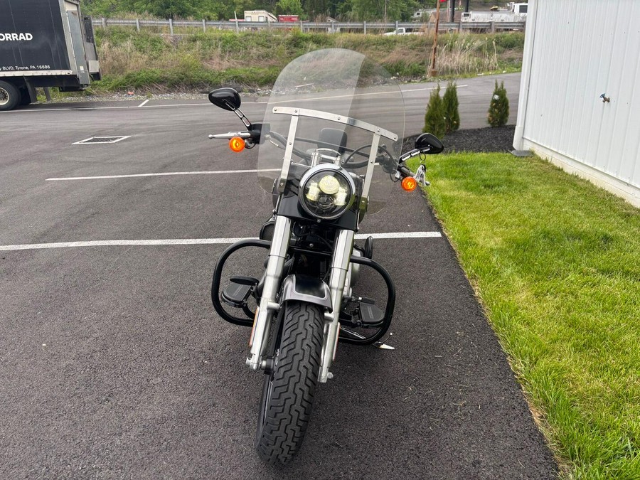 2016 Harley-Davidson FLS103 / Softail Slim