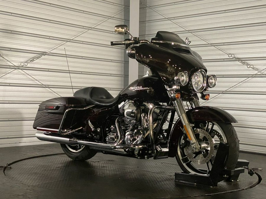 2014 Harley-Davidson® FLHXS - Street Glide® Special