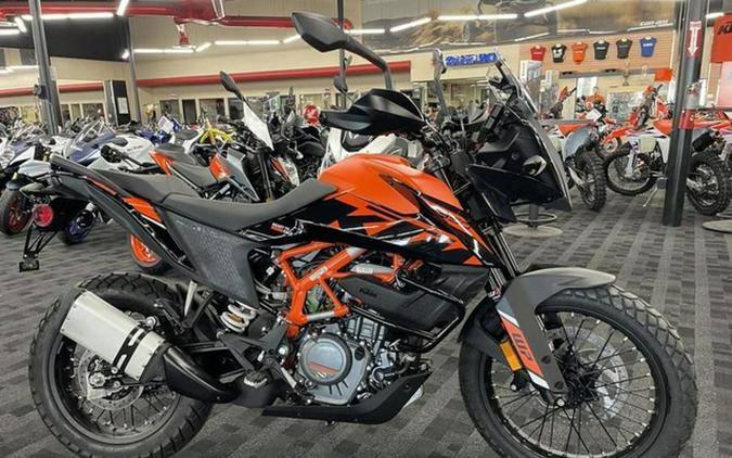 2024 KTM Adventure 390