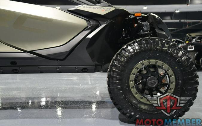 2026 Can-Am Maverick R MAX X rc with SMART-SHOX