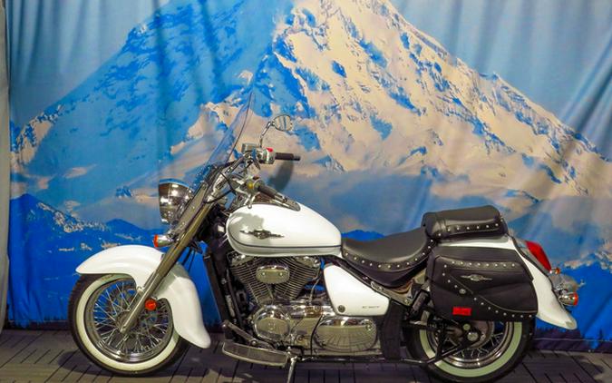 2023 Suzuki Boulevard C50T