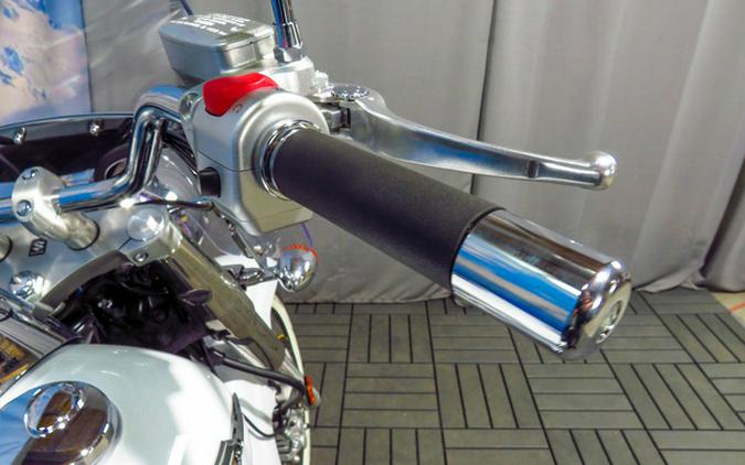2023 Suzuki Boulevard C50T