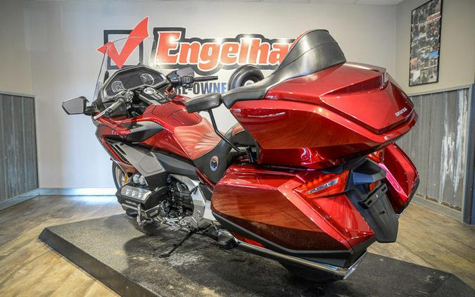 2019 Honda® Gold Wing Tour Candy Ardent Red