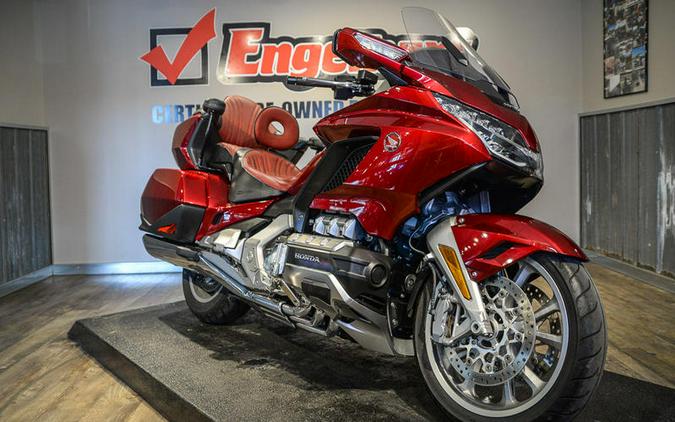 2019 Honda® Gold Wing Tour Candy Ardent Red