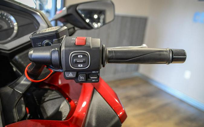 2019 Honda® Gold Wing Tour Candy Ardent Red