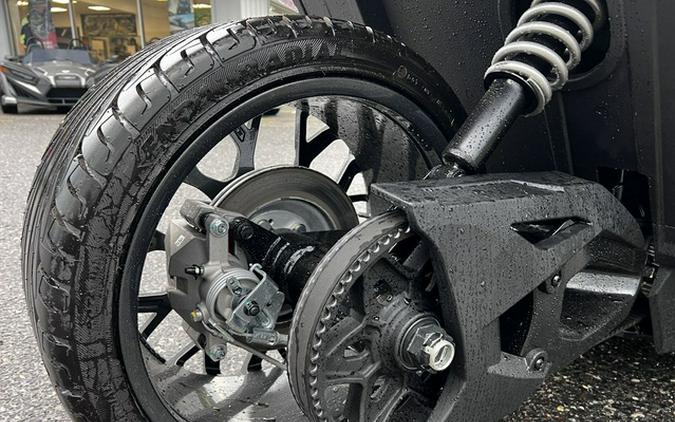 2025 Polaris Slingshot SLINGSHOT SL Autodrive Liquid Lime