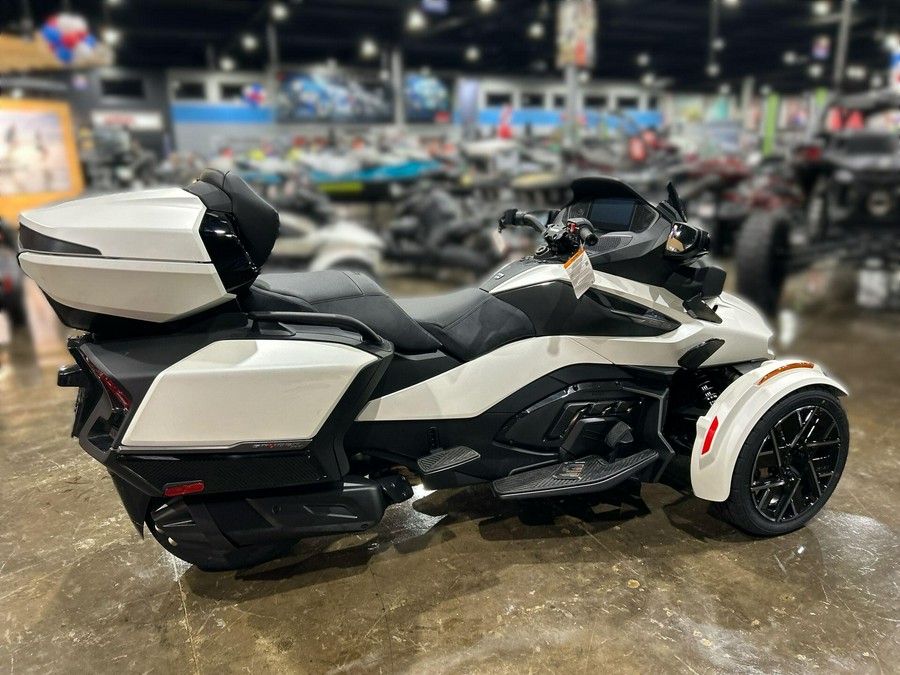 2026 Can-Am SPYDER RT SEA-TO-SKY (SE6)