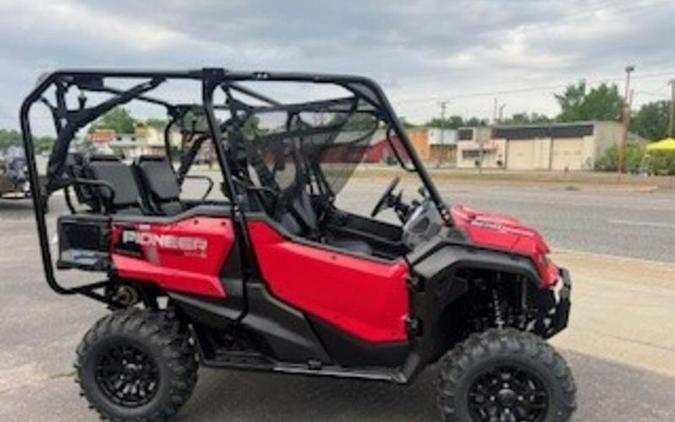 2024 Honda® Pioneer 1000-5 Deluxe