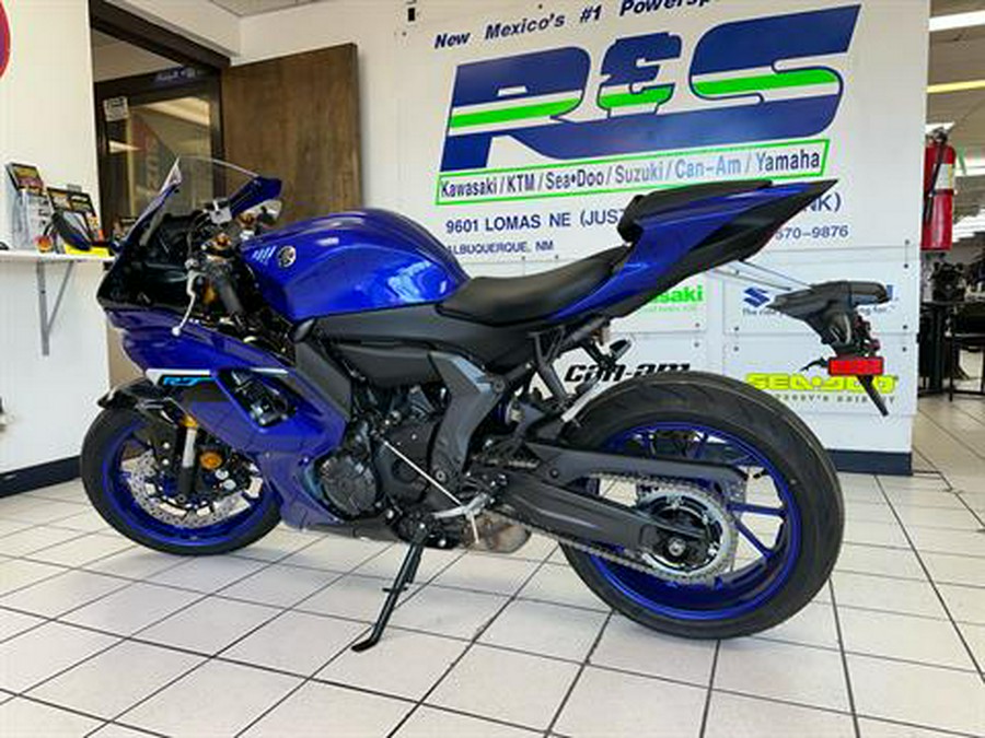 2025 Yamaha YZF-R7