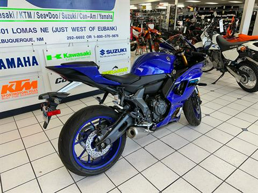 2025 Yamaha YZF-R7