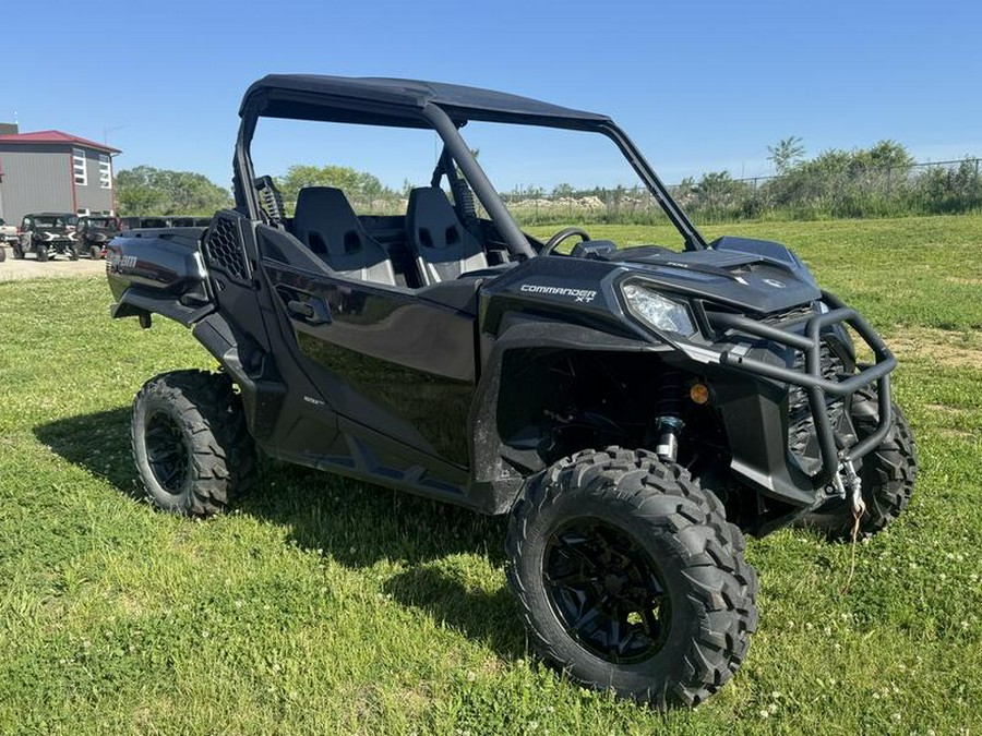 2023 Can-Am® Commander XT 700